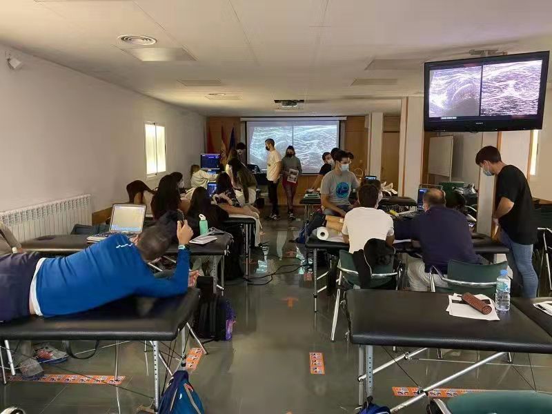 The ultrasound technology allows for deeper penetration than other modalities such as electrical stimulation, making it an effective tool for soft tissue injuries. Additionally, portable ultrasound machines are easy to use, lightweight, and can be transported from one location to another with ease.